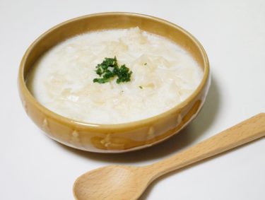 冬の潤いにも！白きくらげの真っ白スープ